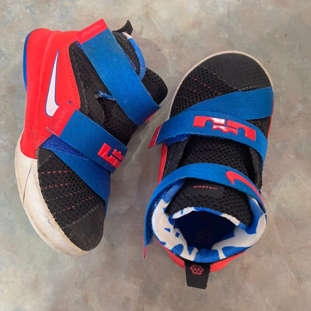 Lebron James shoes